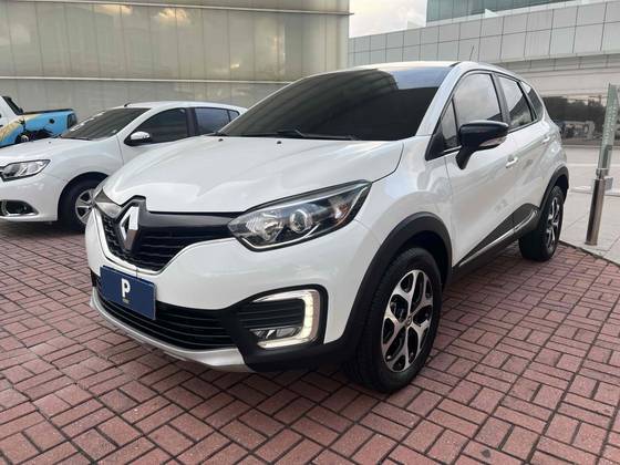 RENAULT CAPTUR 1.6 16V SCE FLEX INTENSE X-TRONIC RENAULT CAPTUR 1.6 16V SCE FLEX INTENSE X-TRONIC